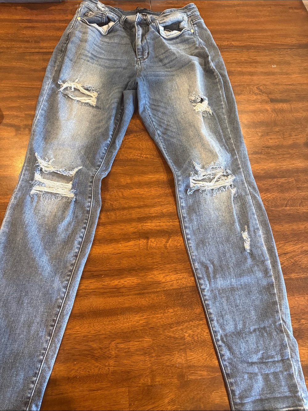 Judy Blue Light Wash Distressed Skinny Jeans
